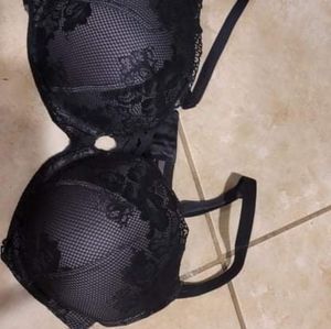 Torrid bra 42D black  lace